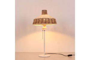 Merve Krem & Kahverengi Rattan Beyaz Ayaklı Masa Lambası