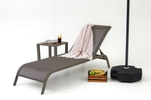 Next Alüminyum Şezlong Seti (Sehpa ve Şemsiyeli Set)